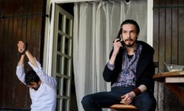 Салих приходит к Крокодилу, чтобы спасти Джумали